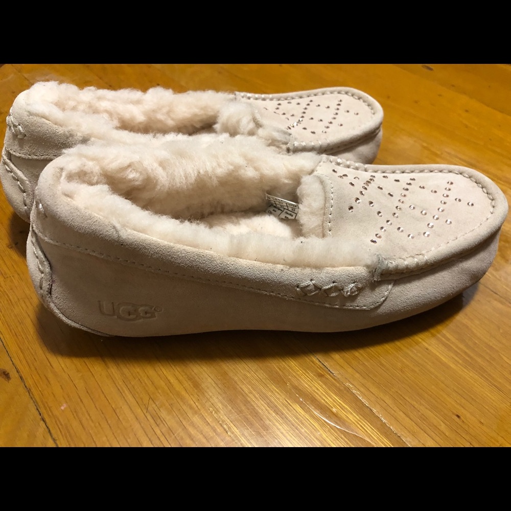 USED UGG Crystal Suede Slippers Flats PINkish Nude